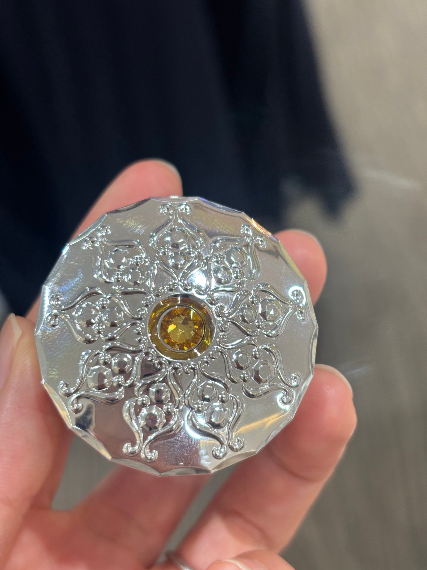 ジルスチュアート ヴァニラ ラスト シマリングリップバーム/JILL STUART/リップバームを使ったクチコミ(4枚目)