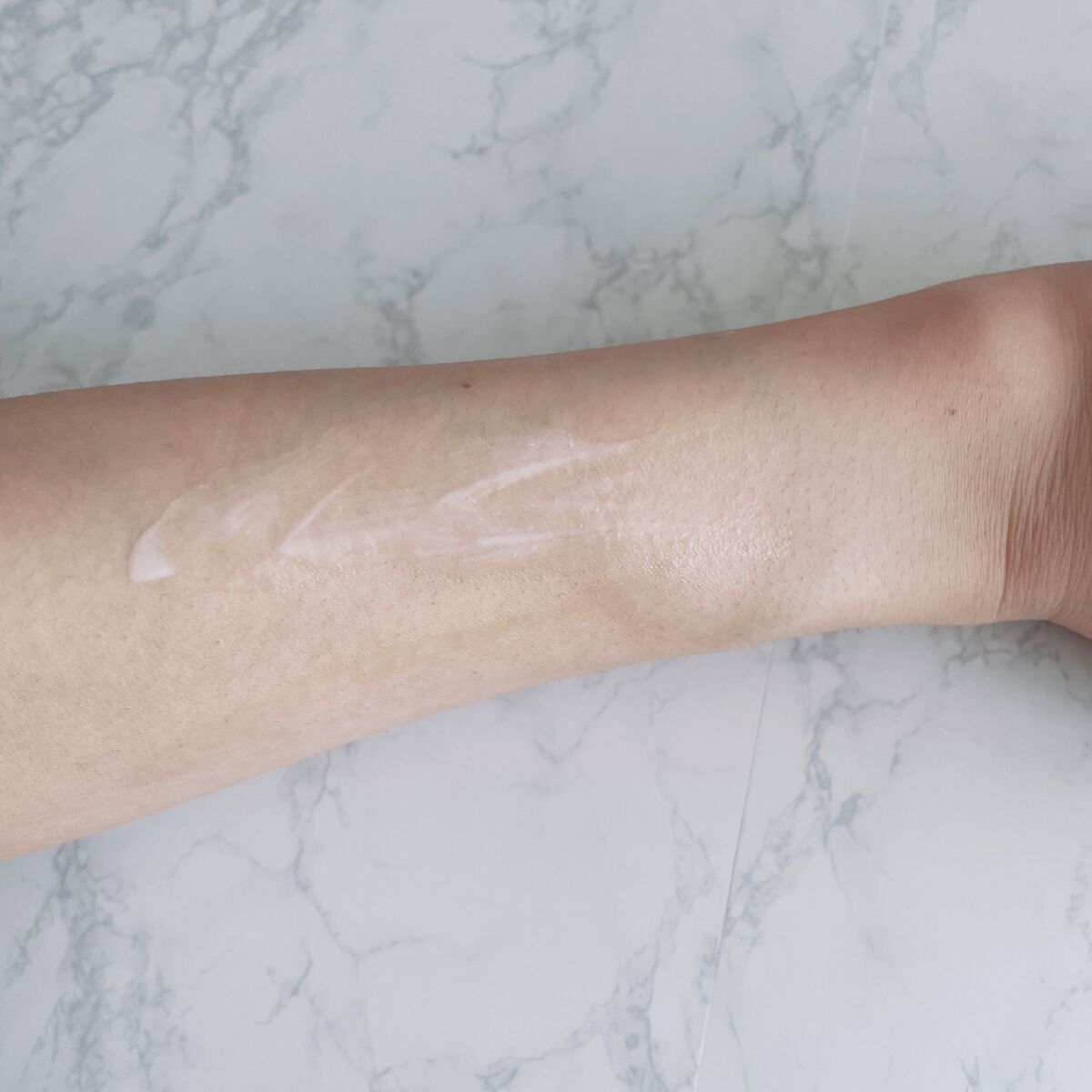 エルバブランシュ ボディミルク/L'OCCITANE/ボディミルクを使ったクチコミ（3枚目）