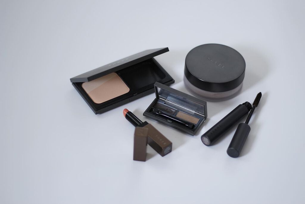 THREE プリスティーンコンプレクションパウダーファンデーションのクチコミ「threecosmetics の
私的最強ベーシック＆ナチュラルアイテム☆

【プリスティーン.....」（2枚目）