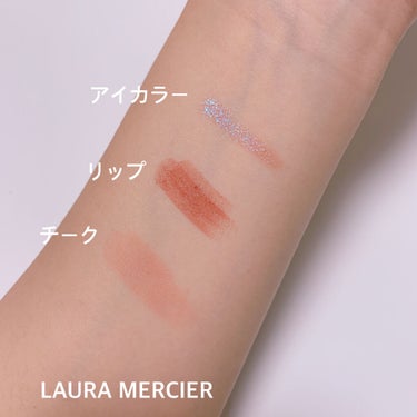 アネッサ オールインワン　ビューティーパクトのクチコミ「LAURAMERCIERで大人メイク❤️😳
こっくりツヤツヤ✨
夏にも秋にもぴったりのオレンジ.....」（3枚目）