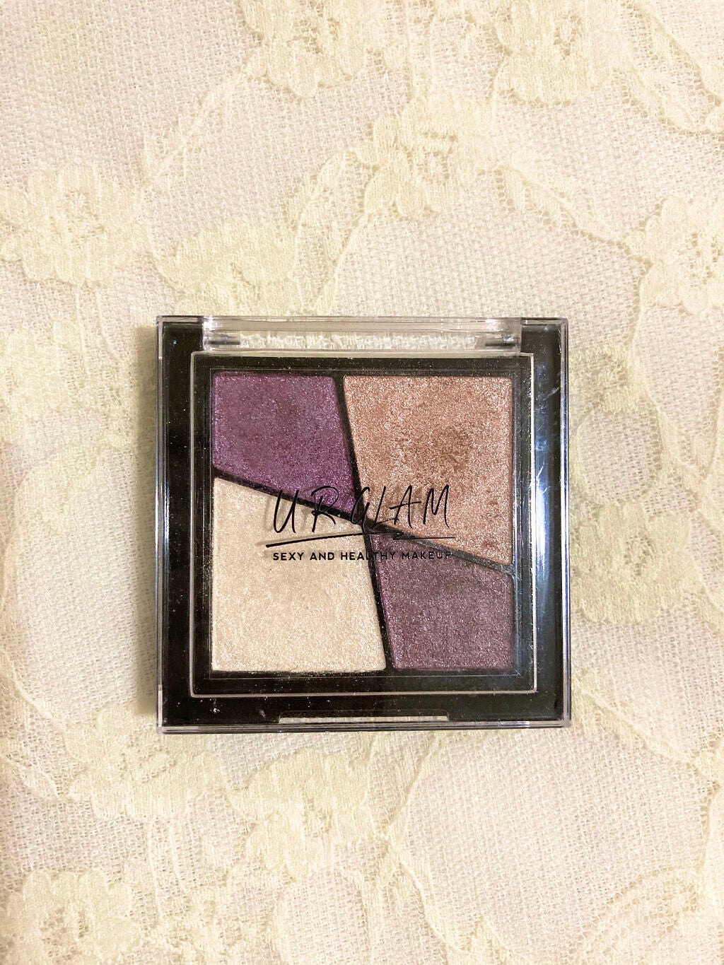 UR GLAM VELVET EYE COLOR PALETTE/U R GLAM/アイシャドウパレットを使ったクチコミ(1枚目)