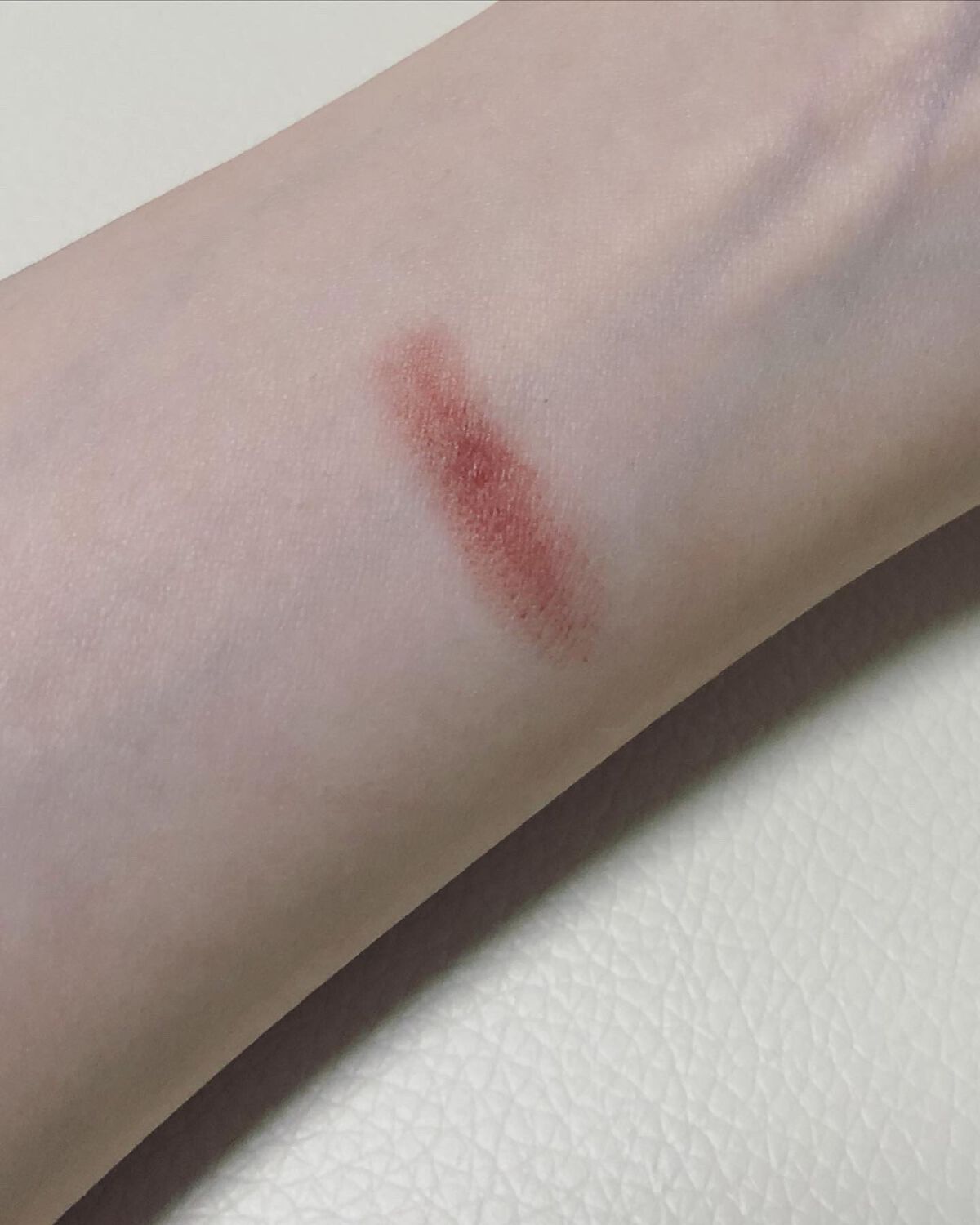 パウダー キス ベルベット ブラー スリム リップスティック オーバー ザ トープ/M・A・C/口紅を使ったクチコミ（3枚目）