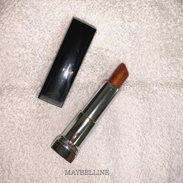 【MAYBELLINE カラーセンセーショナル】
　　D15 トレンドのブラウンゴールド
　　¥1,200（税抜）

◆勝田里奈ちゃんがお勧めしてて購入しました

◆キラキラなラメがたっぷり入ったブラウ