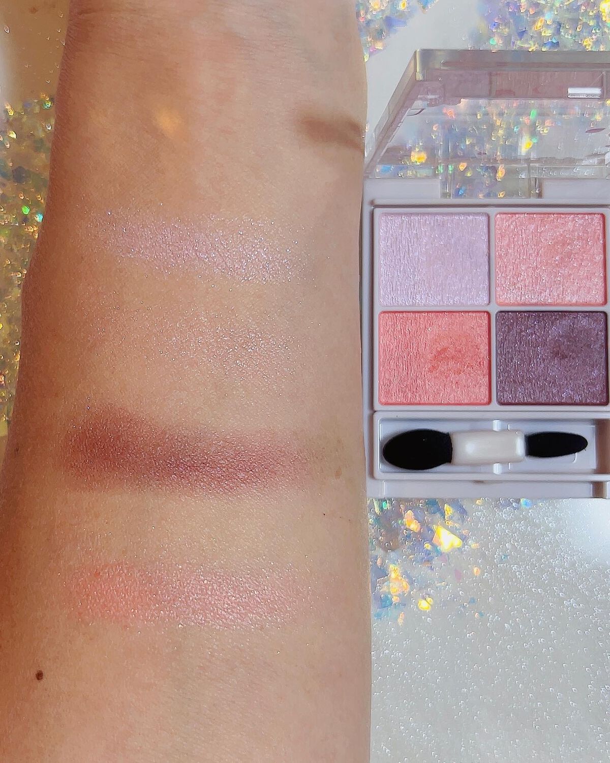 シルキースフレアイズ/キャンメイク/アイシャドウパレットを使ったクチコミ(2枚目)