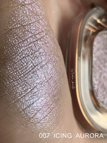 ASTRAL LIGHT EYESHADOW/Ameli/単色アイシャドウを使ったクチコミ(5枚目)