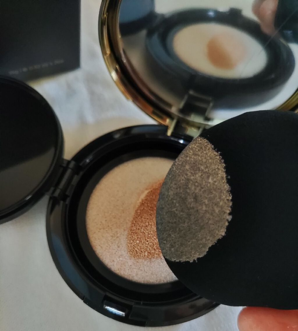 マジックスノークッションブラック 3.0/APRILSKIN/クッションファンデーションを使ったクチコミ（3枚目）