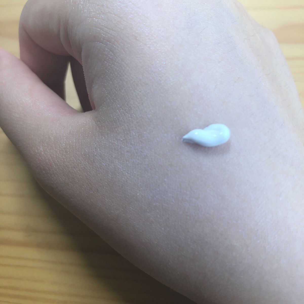 ミルク ブラー トーン アップ クリーム/PERIPERA/化粧下地を使ったクチコミ（2枚目）