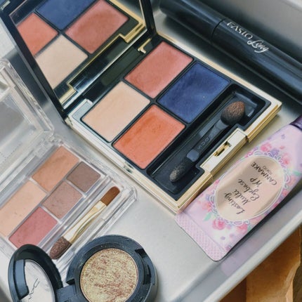 パーフェクトマルチアイズ/キャンメイク/アイシャドウパレットを使ったクチコミ(2枚目)