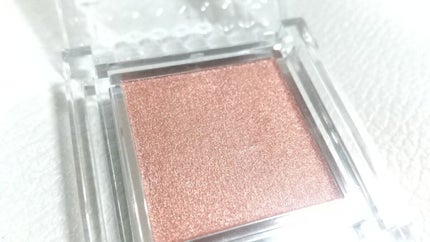 シングルカラーアイシャドウ/CEZANNE/単色アイシャドウを使ったクチコミ(3枚目)