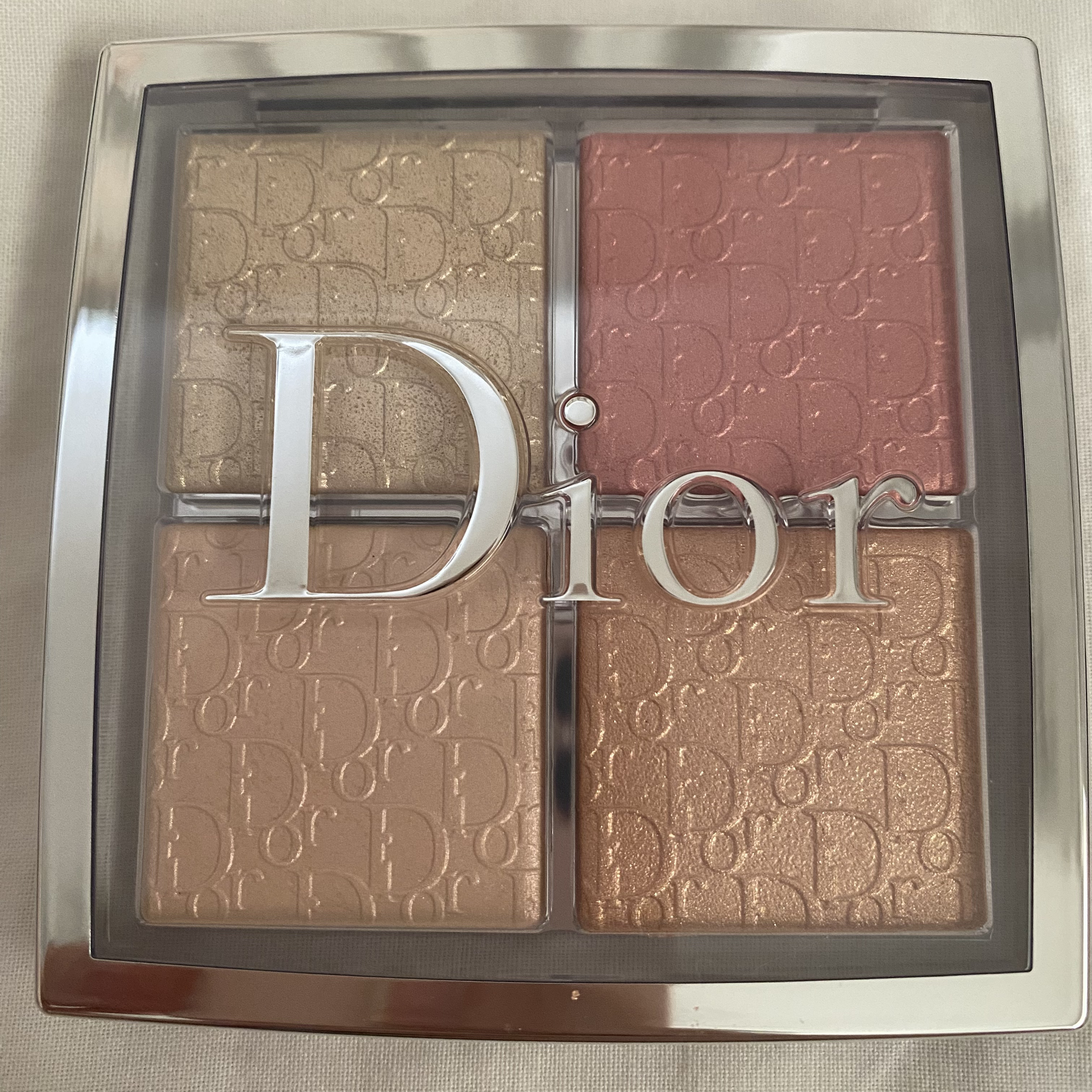 【旧】ディオール バックステージ フェイス グロウ パレット/Dior/ハイライトを使ったクチコミ（1枚目）