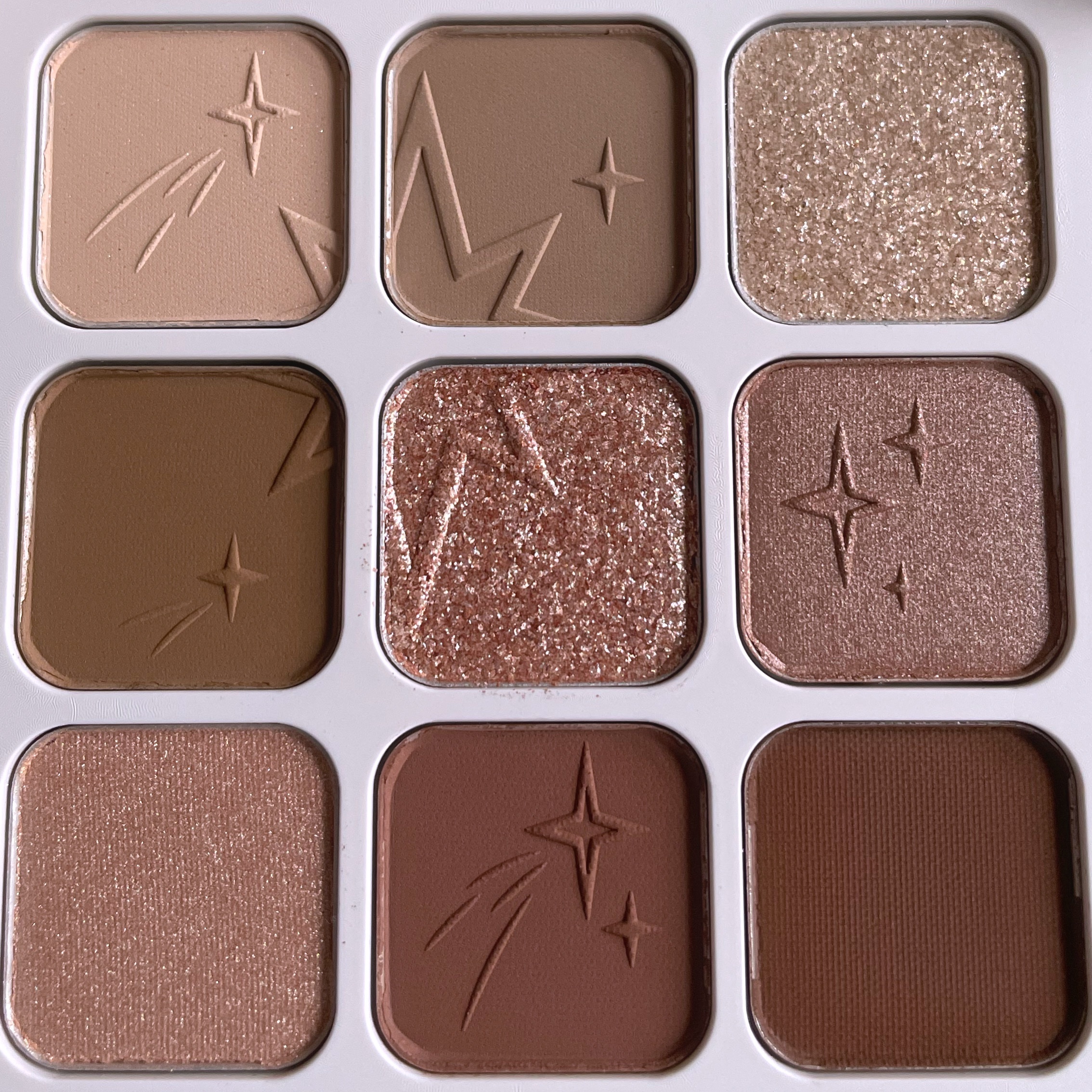 PERFECT DIARY (パーフェクトダイアリー)「原石」9色アイシャドウ　クリスマス限定/PERFECT DIARY/アイシャドウパレットを使ったクチコミ（3枚目）