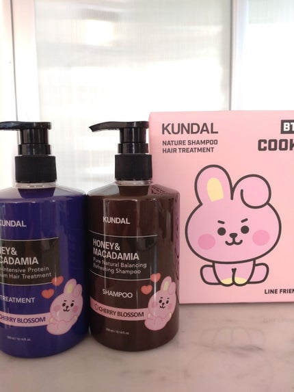 ハニー&マカデミアシャンプー/トリートメント /KUNDAL/シャンプー・コンディショナーを使ったクチコミ(1枚目)