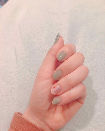 カラフルネイルズ/キャンメイク/マニキュアを使ったクチコミ(3枚目)