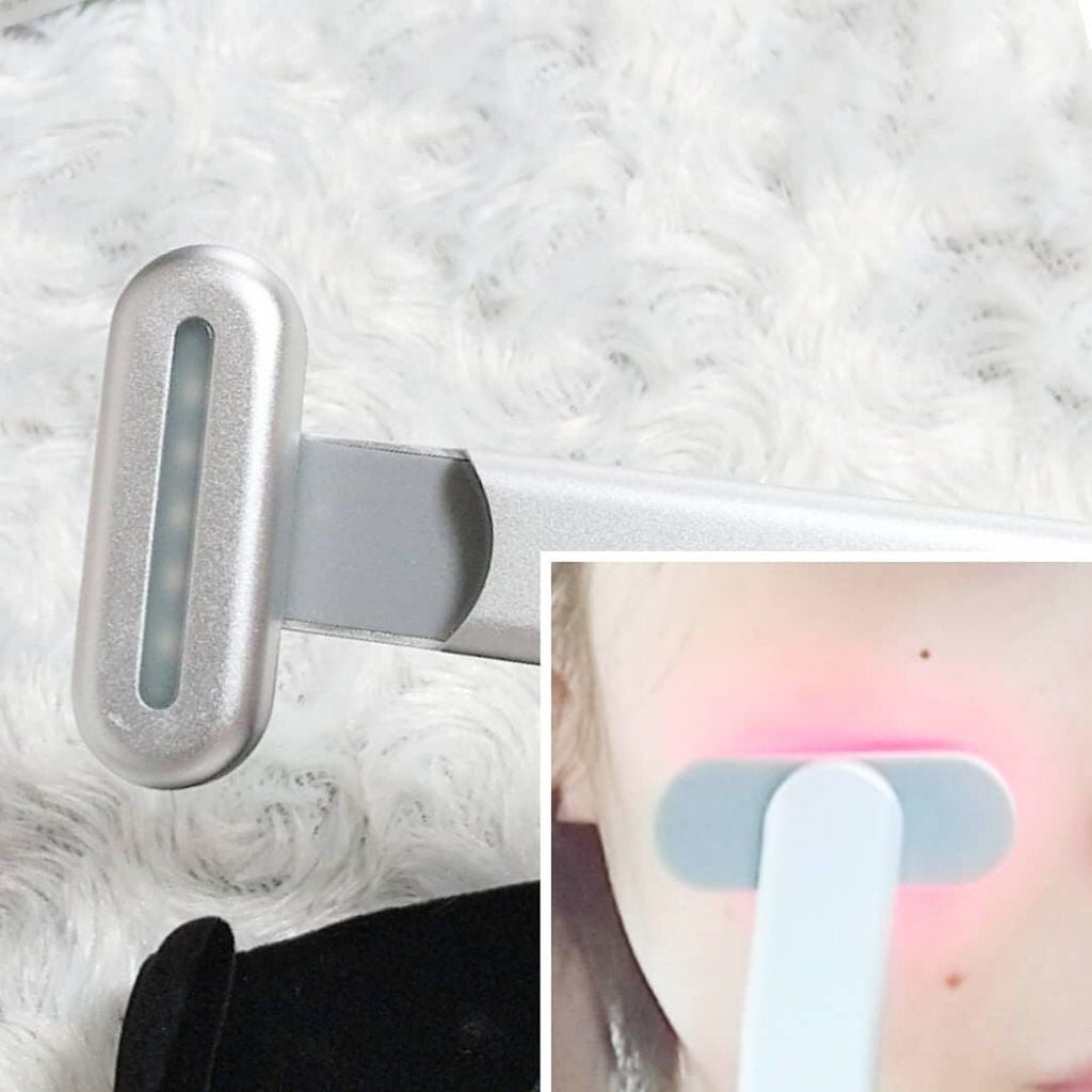 LiLi on LIPS 「美容効果で話題の4つの機能を兼ね備えた美顔器【Dr.BeauG..」(4枚目)