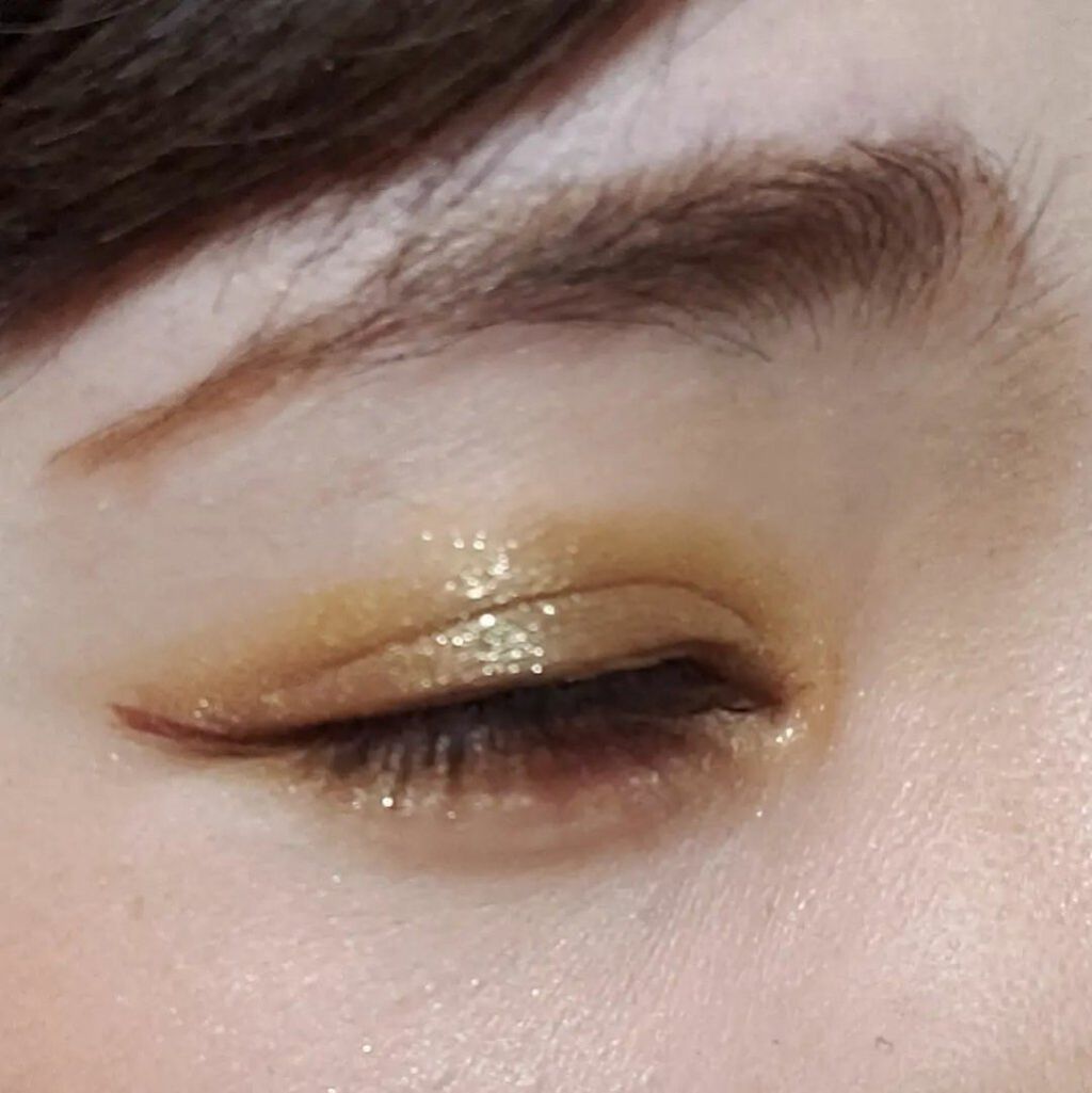 トーン タッチ アイズ/SUQQU/単色アイシャドウを使ったクチコミ（2枚目）