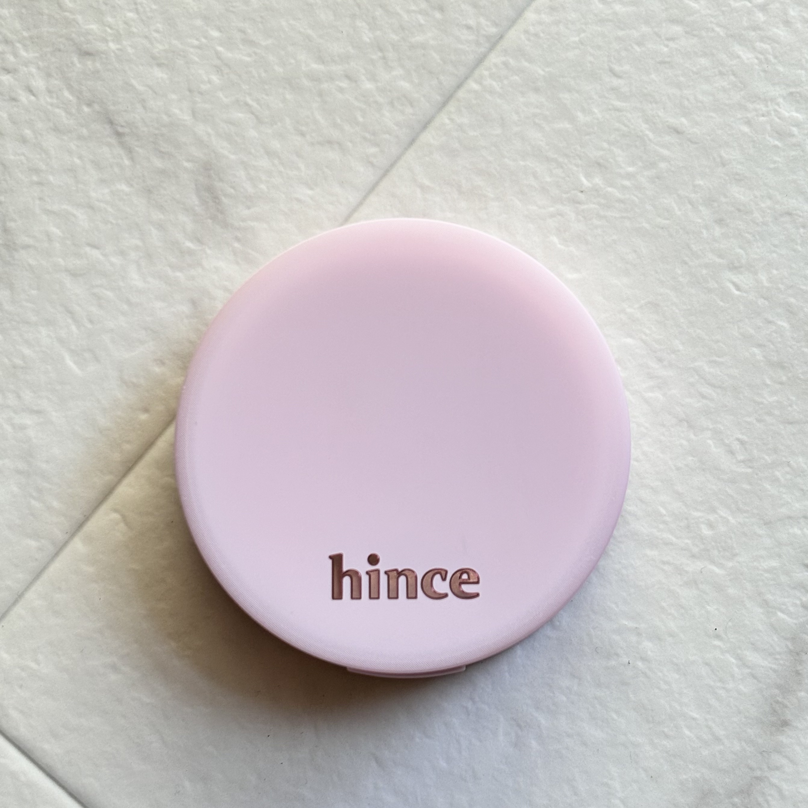 セカンドスキンエアリーパウダー AP001 ラベンダー/hince/プレストパウダーを使ったクチコミ（1枚目）