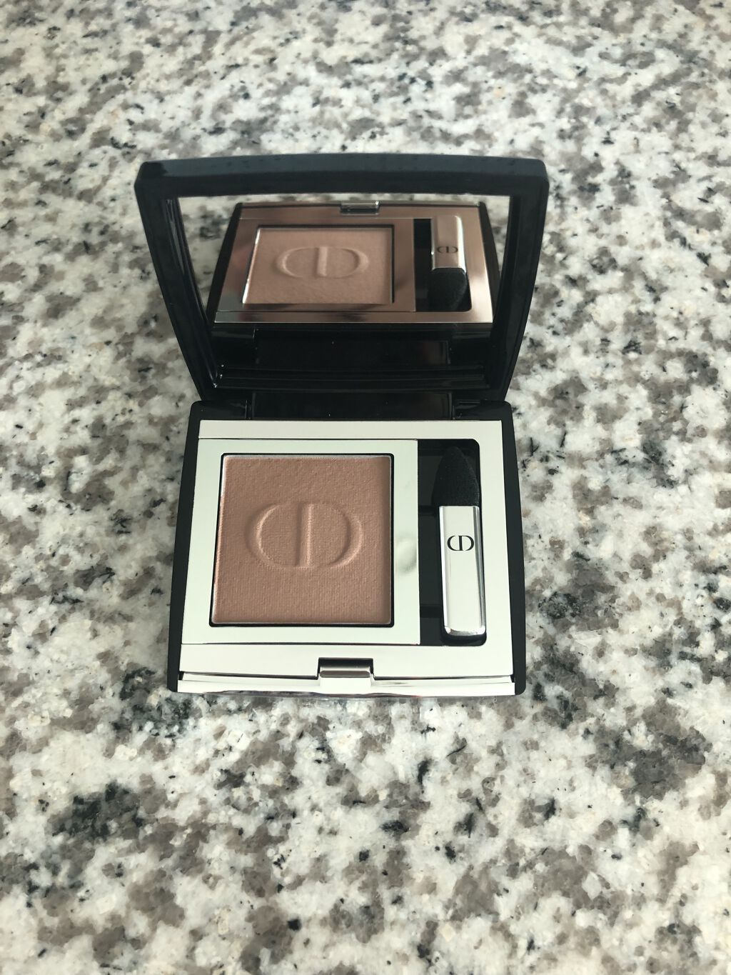 モノ クルール クチュール/Dior/単色アイシャドウを使ったクチコミ（2枚目）