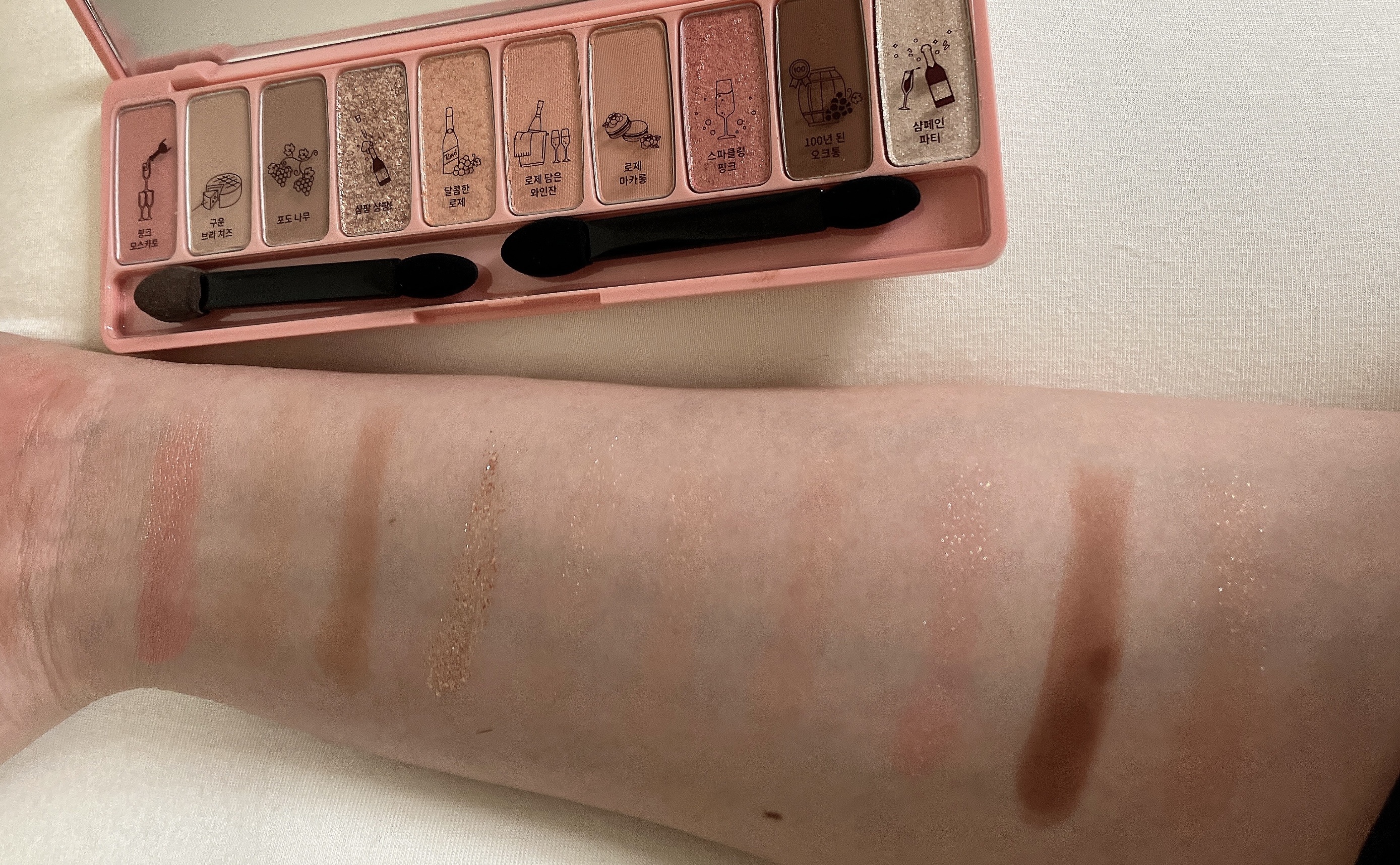 プレイカラー アイシャドウ/ETUDE/アイシャドウパレットを使ったクチコミ（3枚目）