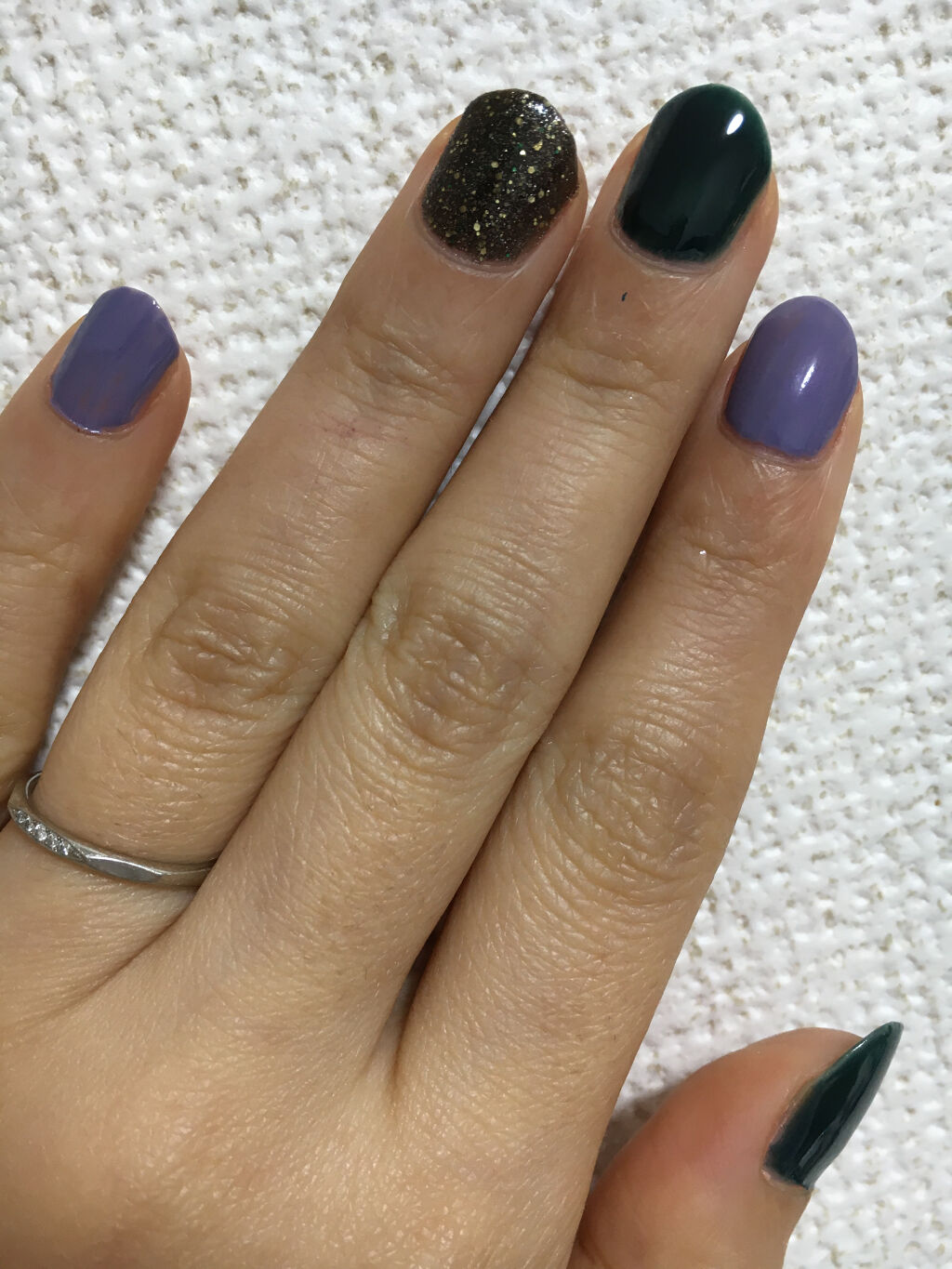 ネイルホリック Jungle Glitter BK032/ネイルホリック/マニキュアを使ったクチコミ（2枚目）