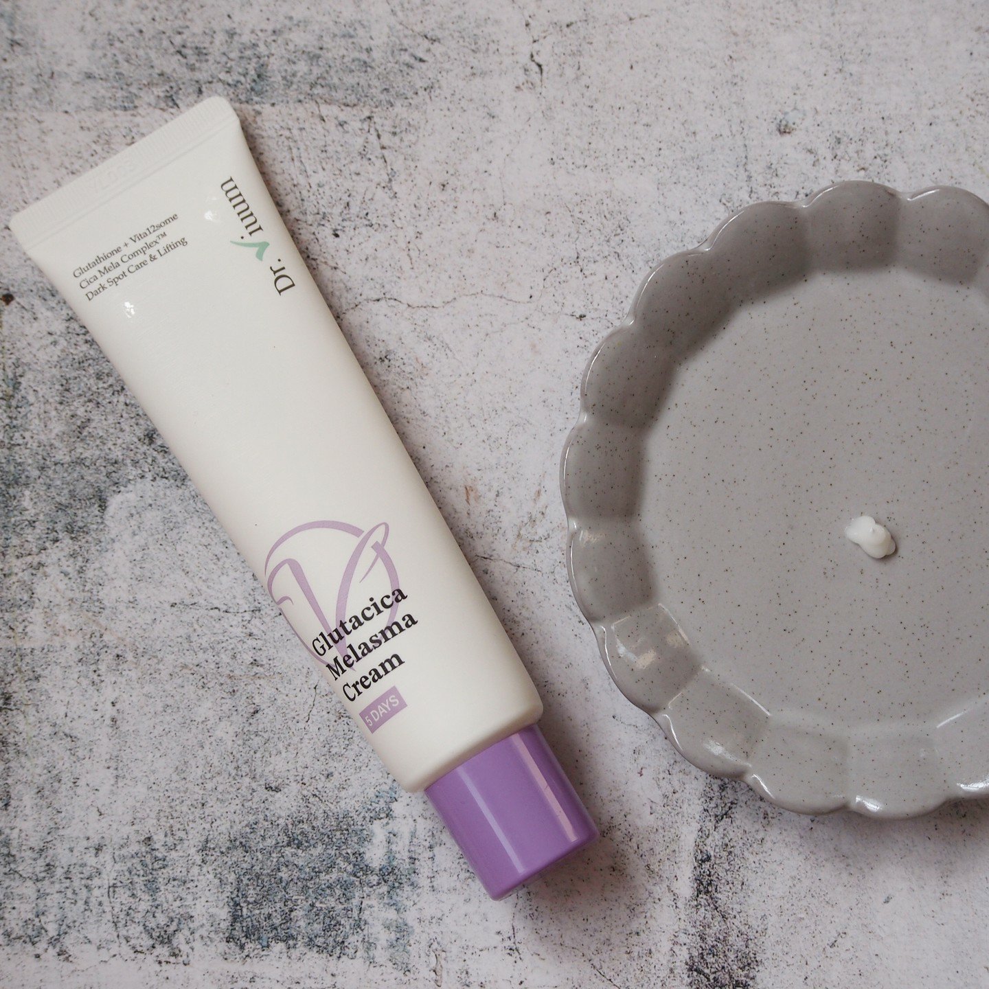 グルタシカ Vセラム/Dr.Viuum/美容液を使ったクチコミ（2枚目）