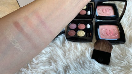 レ キャトル オンブル/CHANEL/アイシャドウパレットを使ったクチコミ(4枚目)