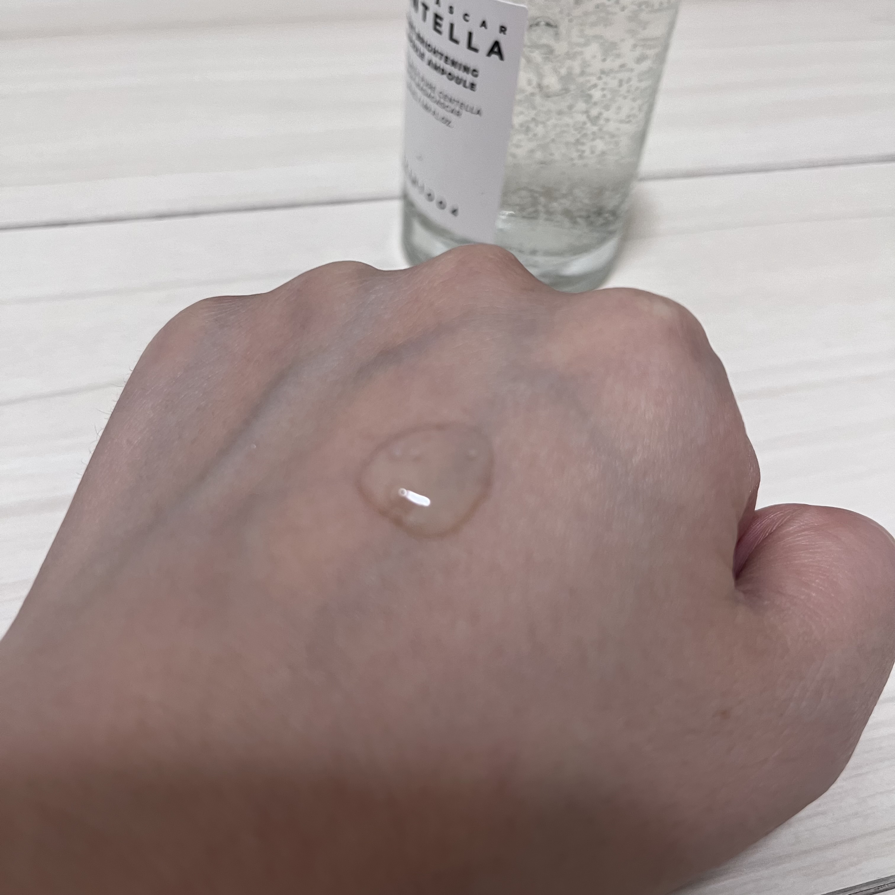 トーンブライトニング カプセルアンプル/SKIN1004/美容液を使ったクチコミ（2枚目）