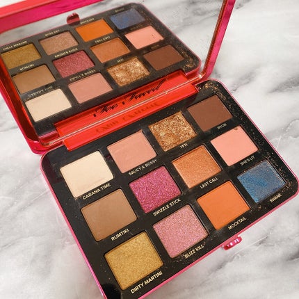 cocktail party eye shadow palette/Too Faced/アイシャドウパレットを使ったクチコミ(2枚目)