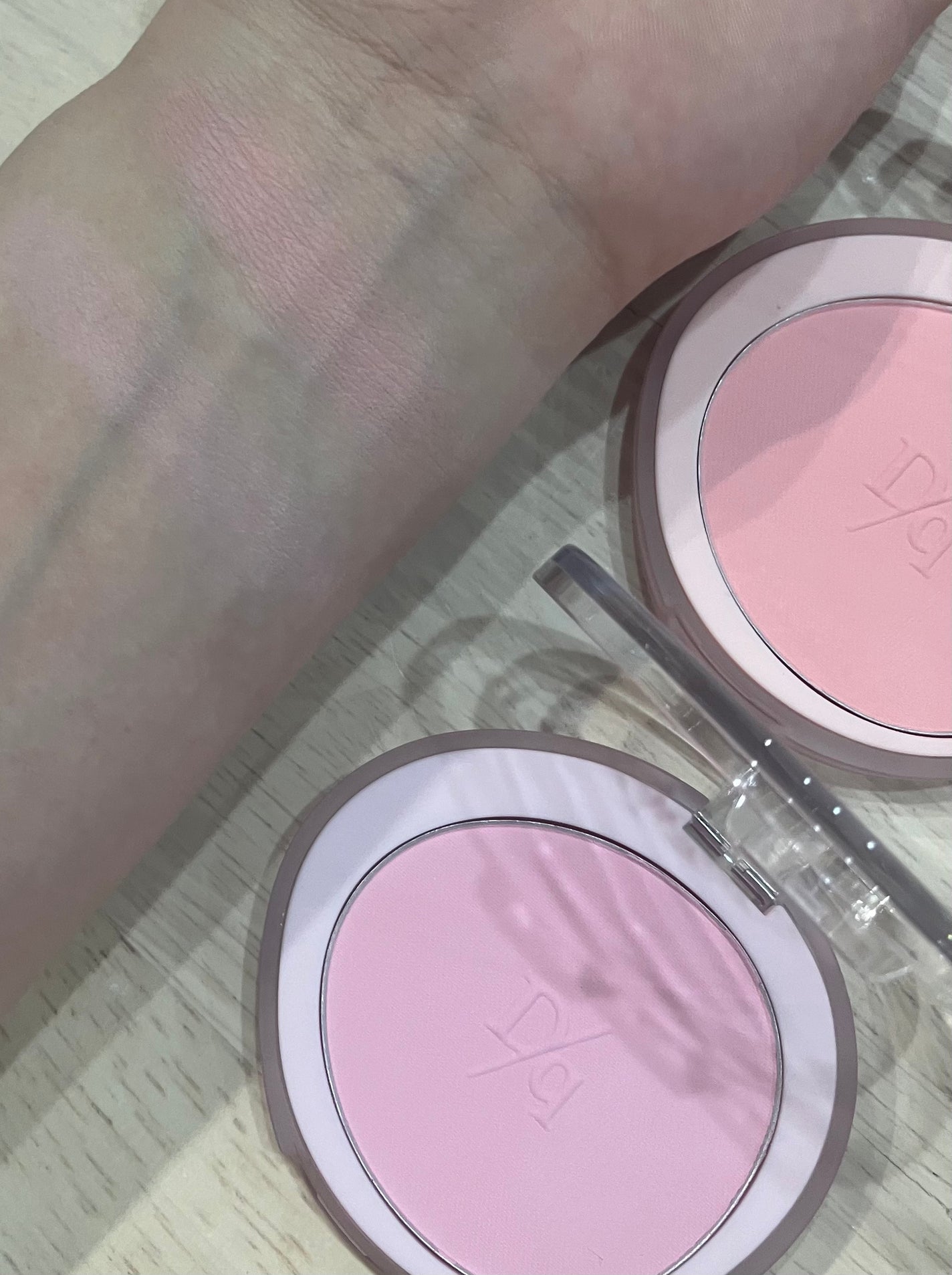 ムードペインティングリップアンドチークパレット/dasique/マルチパレットを使ったクチコミ(4枚目)