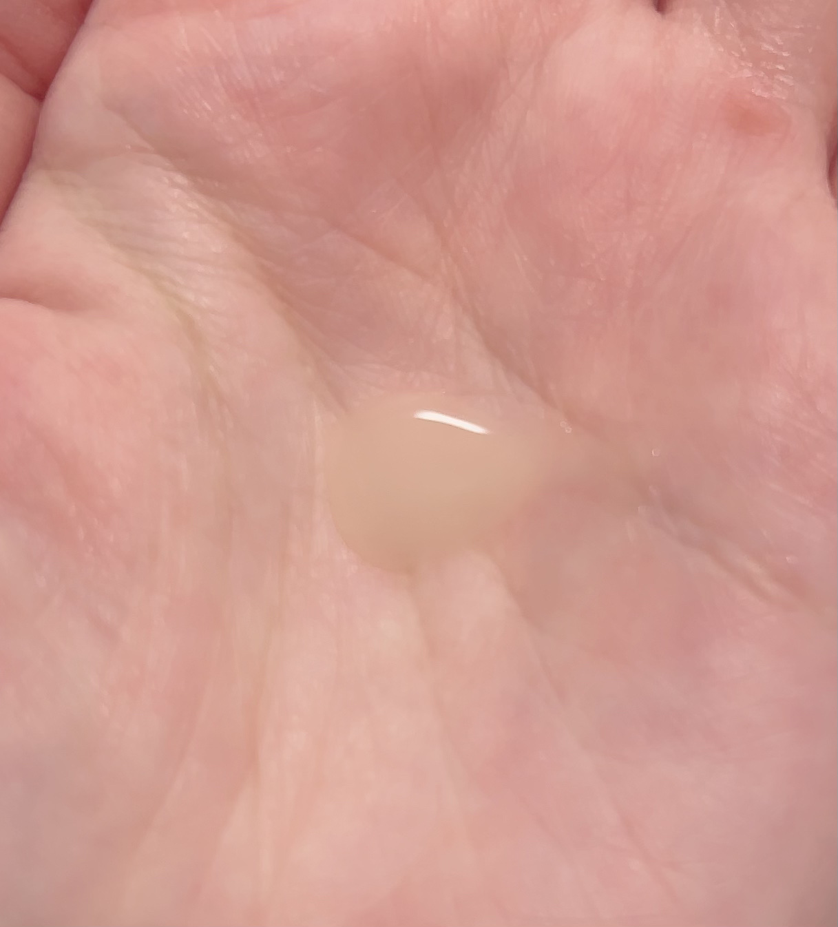 ブラックティー ユース セラム 本体30ml（旧）/innisfree/美容液を使ったクチコミ（2枚目）