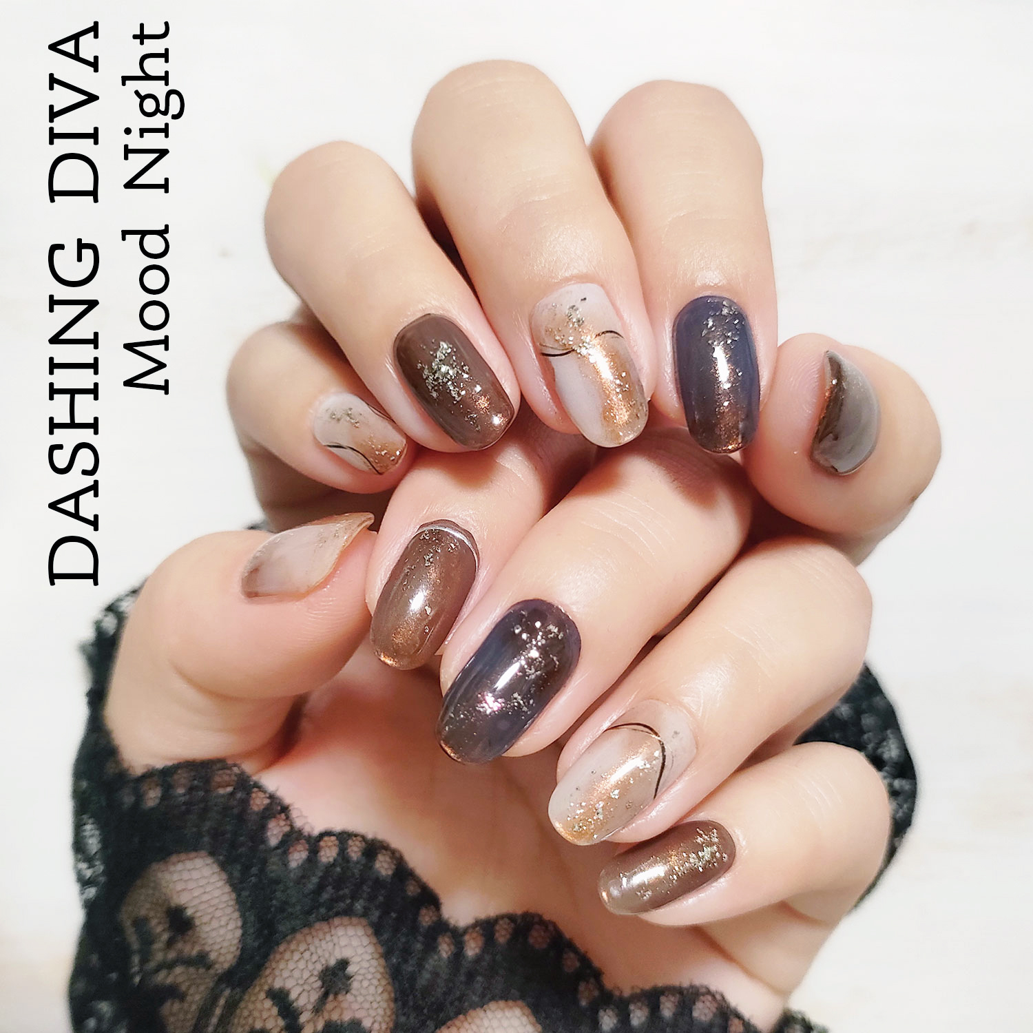 GLAZE グレーズ 半硬化タイプジェルネイルシール/DASHINGDIVA MAGICPRESS/ネイルシールを使ったクチコミ（1枚目）