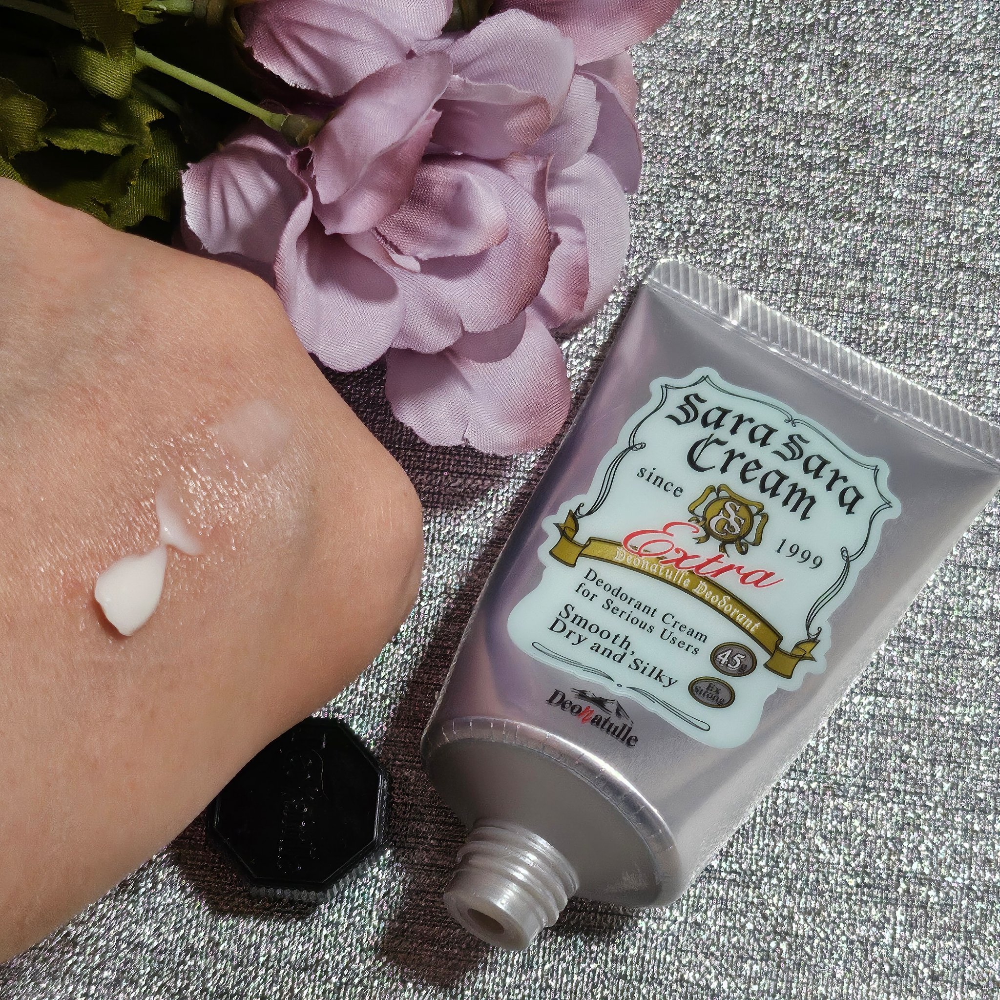 薬用足指さらさらクリーム/デオナチュレ/デオドラント・制汗剤を使ったクチコミ（2枚目）