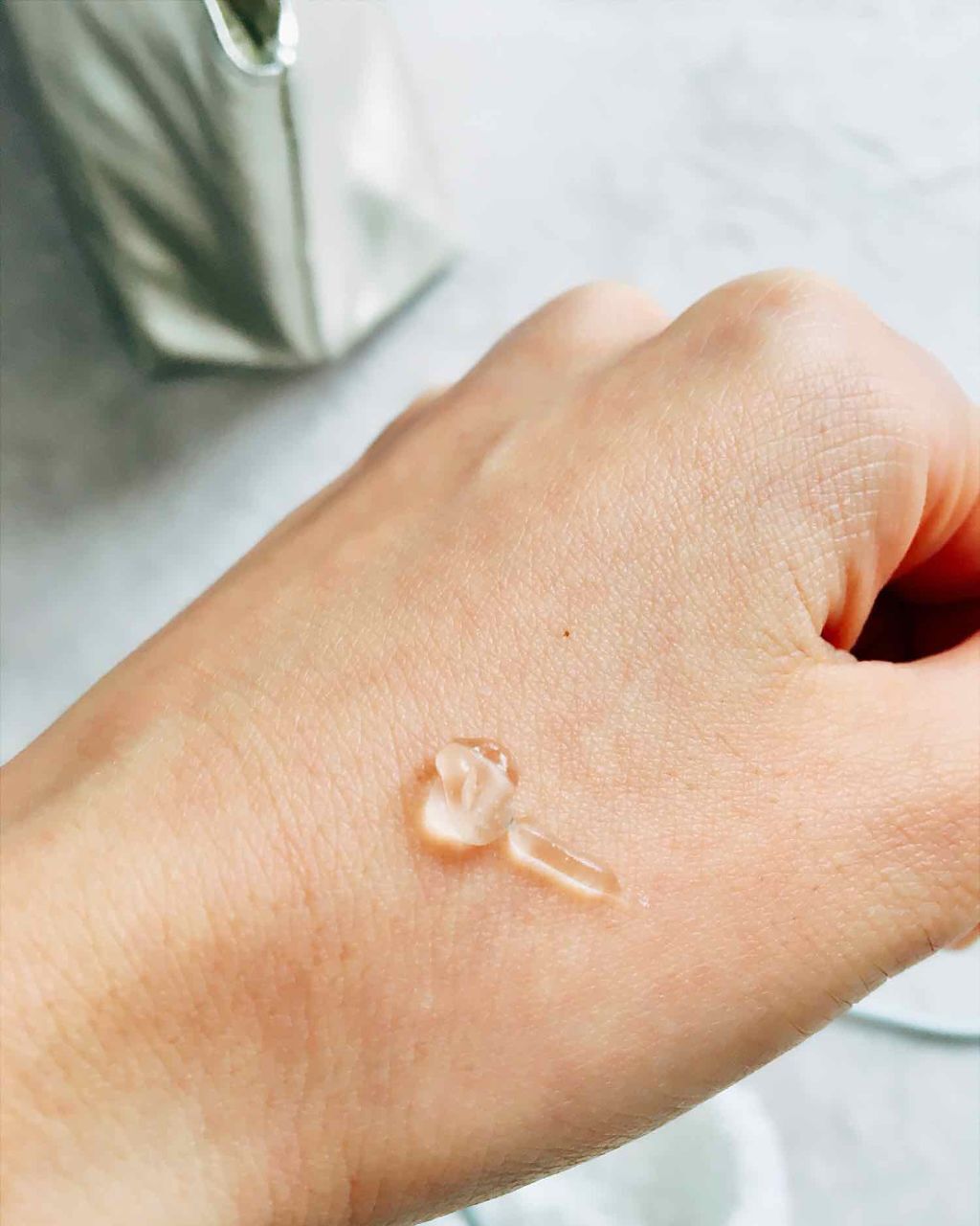 ハイドレーティング フェイス プライマー/e.l.f. Cosmetics/化粧下地を使ったクチコミ（2枚目）