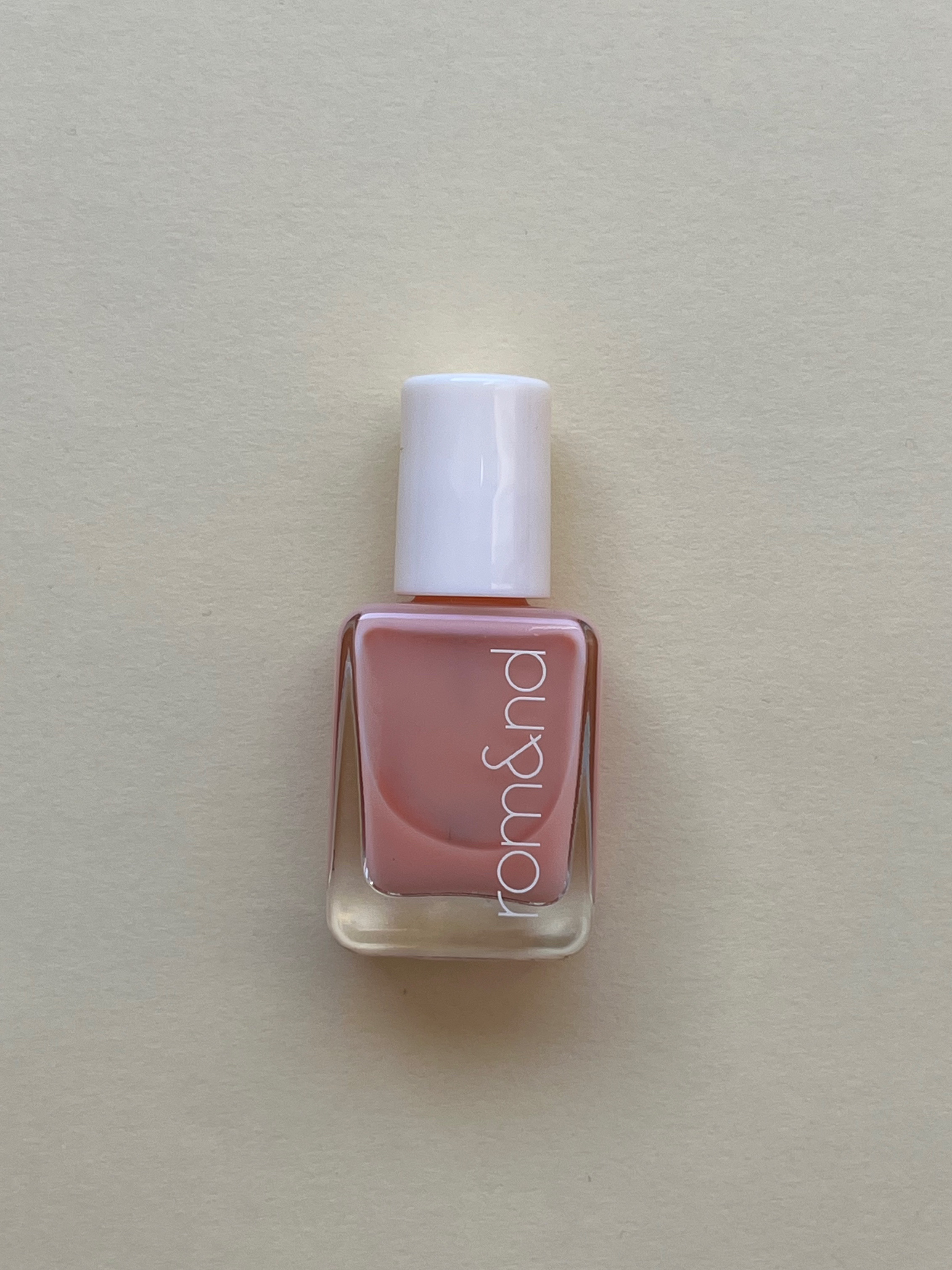 ムードペブルネイル W04 BABY PEACH/rom&nd/マニキュアを使ったクチコミ（2枚目）