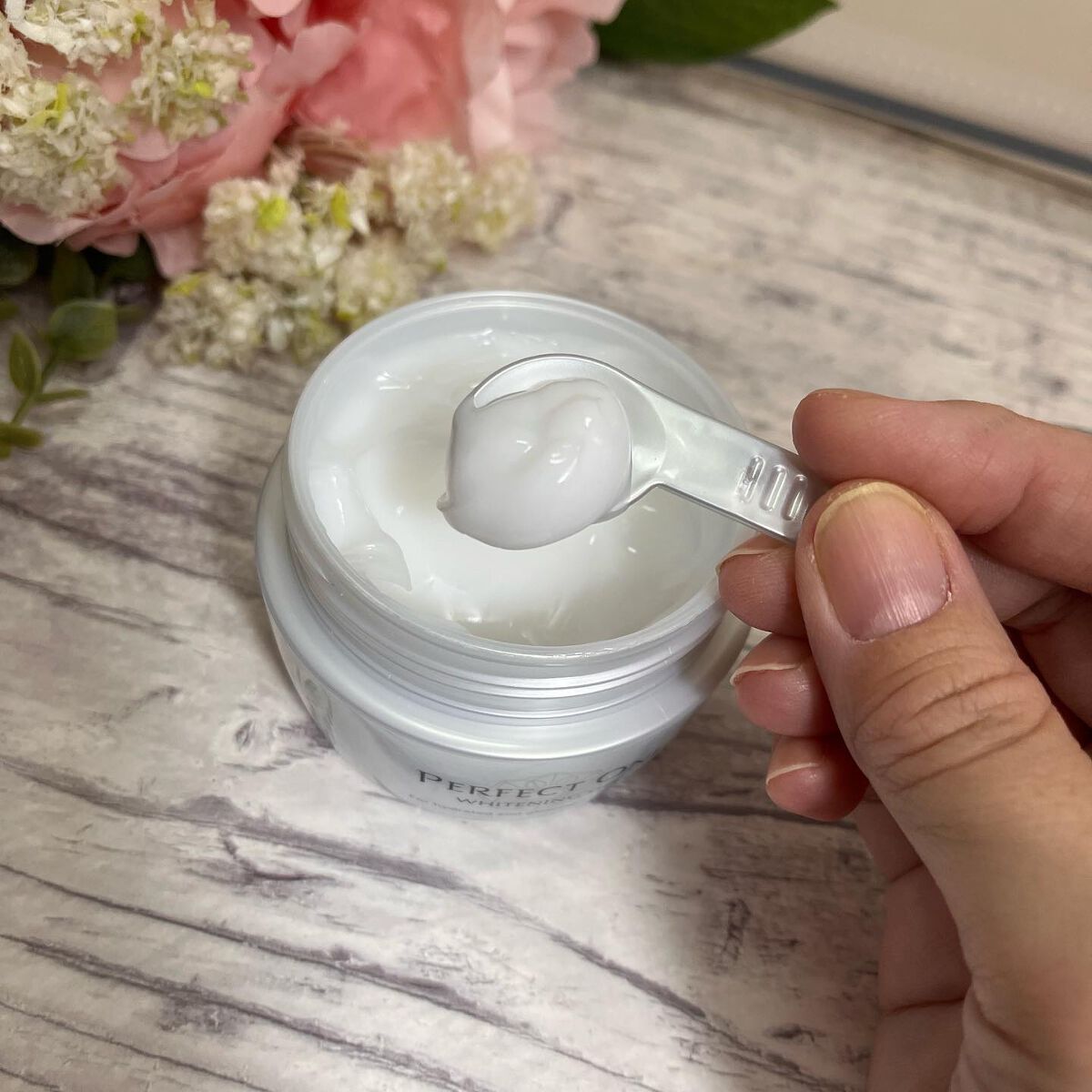 パーフェクトワン 薬用ホワイトニングジェル/パーフェクトワン/オールインワン化粧品を使ったクチコミ(3枚目)