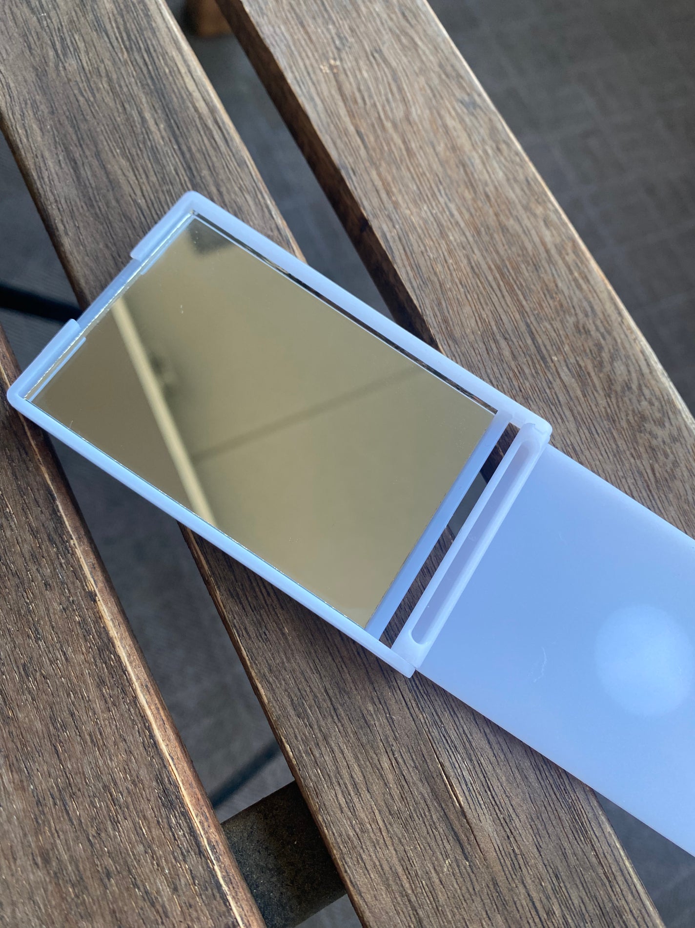 ぷぅぴぃ《紫コス部💜💗》 on LIPS 「リップスオリジナルミラー🪞これ欲しかったし、使ってみたかったʚ..」(5枚目)