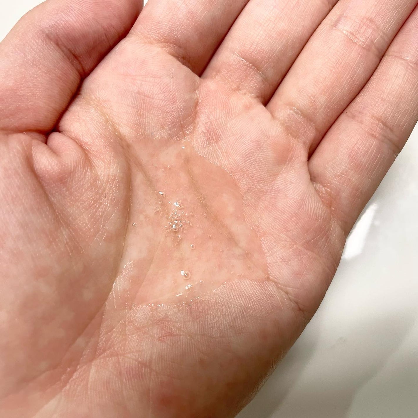 miku on LIPS 「 今回は、#ネネナイト #スリープテックリペアヘアオイル を..」(2枚目)