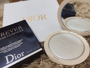 ディオールスキン フォーエヴァー クチュール ルミナイザー 03 パール グロウ/Dior/プレストパウダーを使ったクチコミ（2枚目）