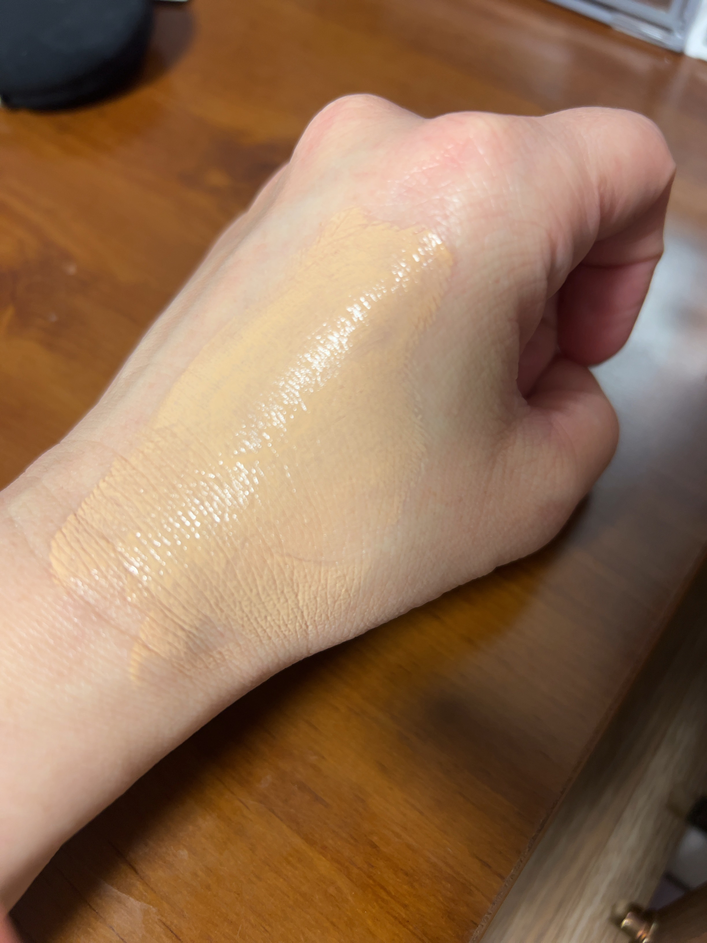 フローレススキン グロウライザー/DECORTÉ/化粧下地を使ったクチコミ（3枚目）