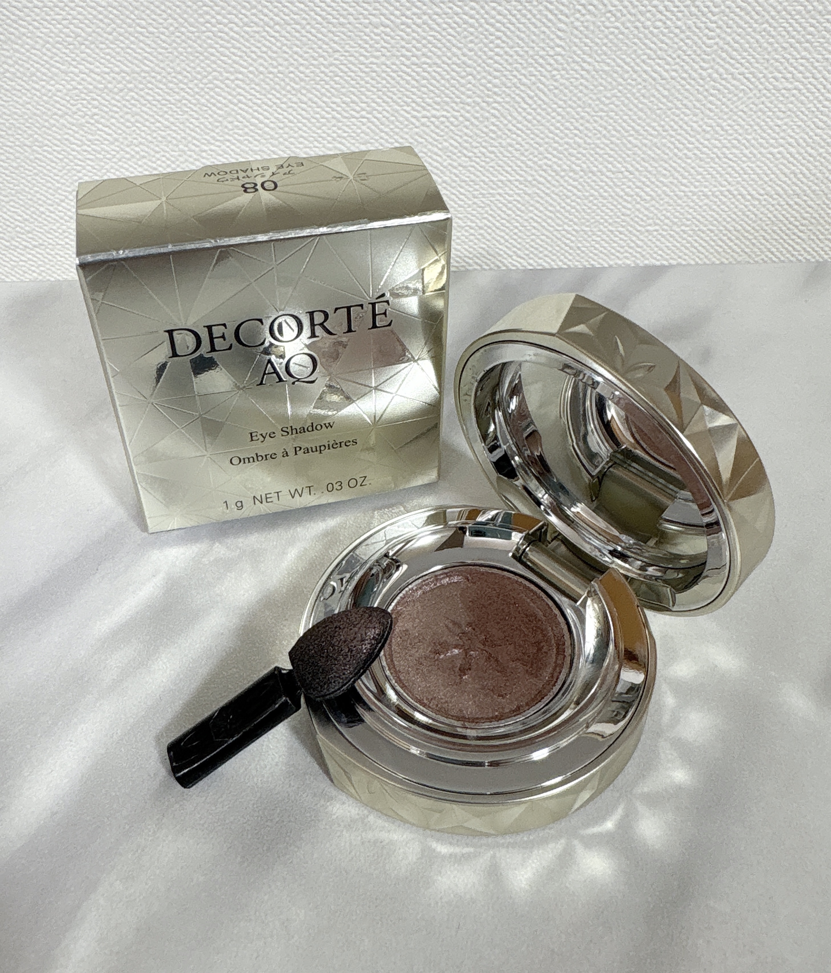 AQ アイシャドウ 08/DECORTÉ/単色アイシャドウを使ったクチコミ（2枚目）