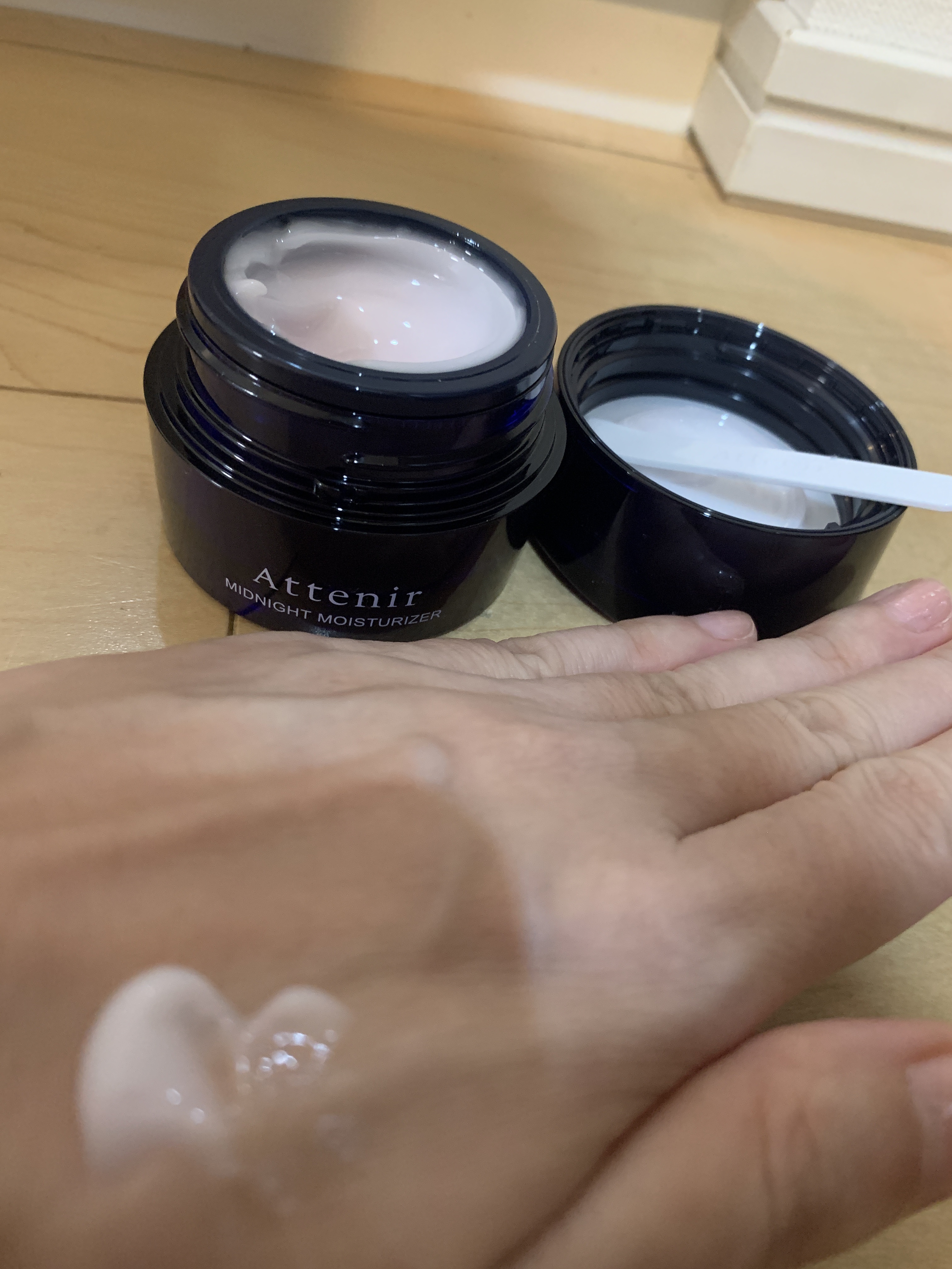 アテニア ミッドナイトモイスチャライザー/アテニア/フェイスクリームを使ったクチコミ（3枚目）