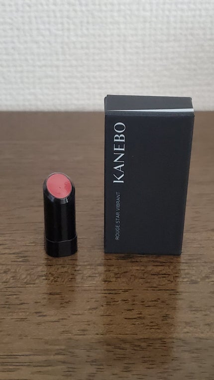 ルージュスターヴァイブラント/KANEBO/口紅を使ったクチコミ(2枚目)