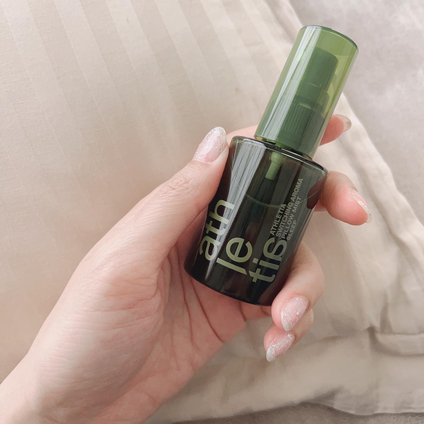 スイッチング アロマピローミスト SLEEP/athletia/ファブリックミストを使ったクチコミ（3枚目）