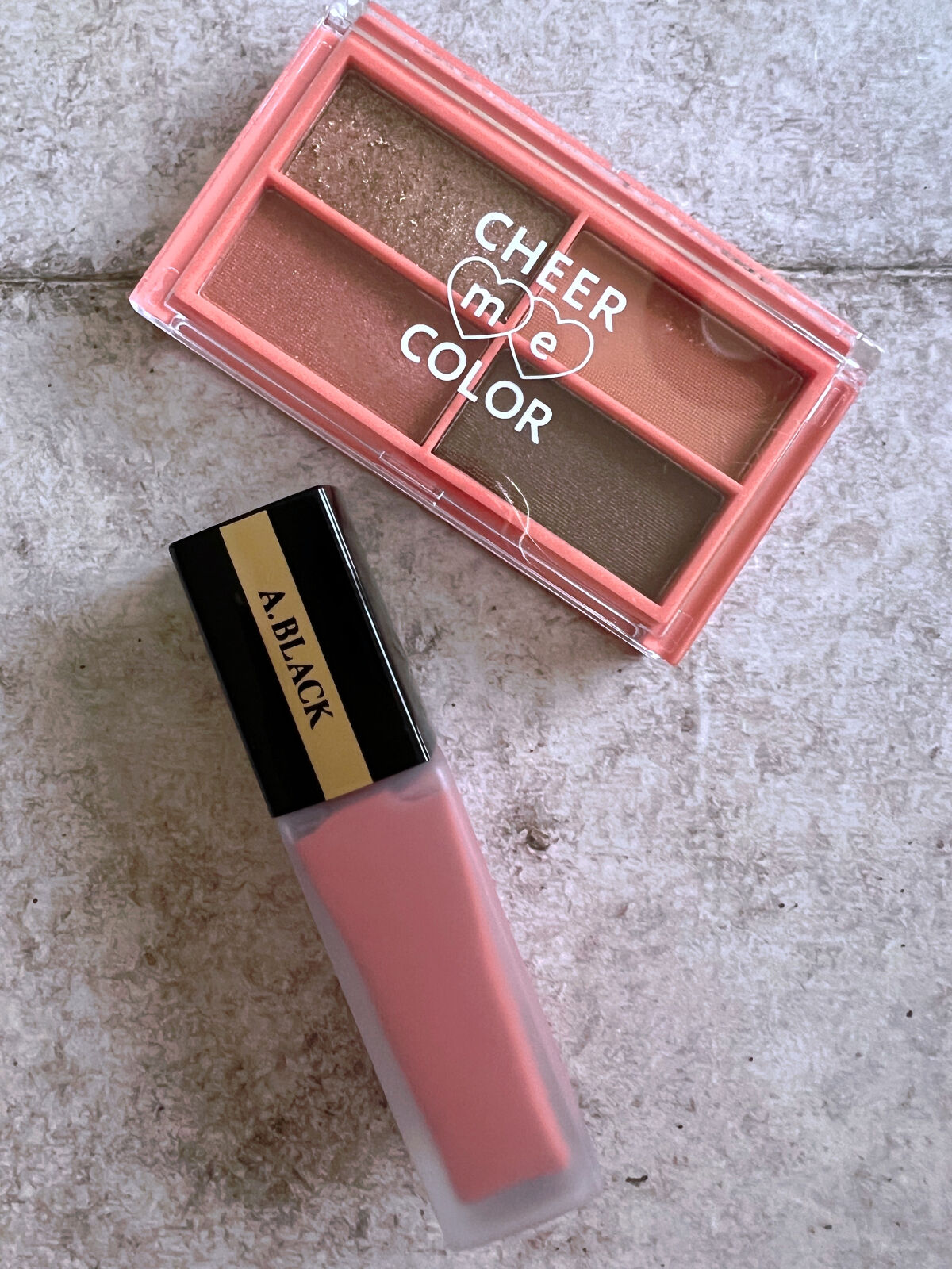 CHEER me COLOR アイシャドウ/セリア/アイシャドウパレットを使ったクチコミ（2枚目）