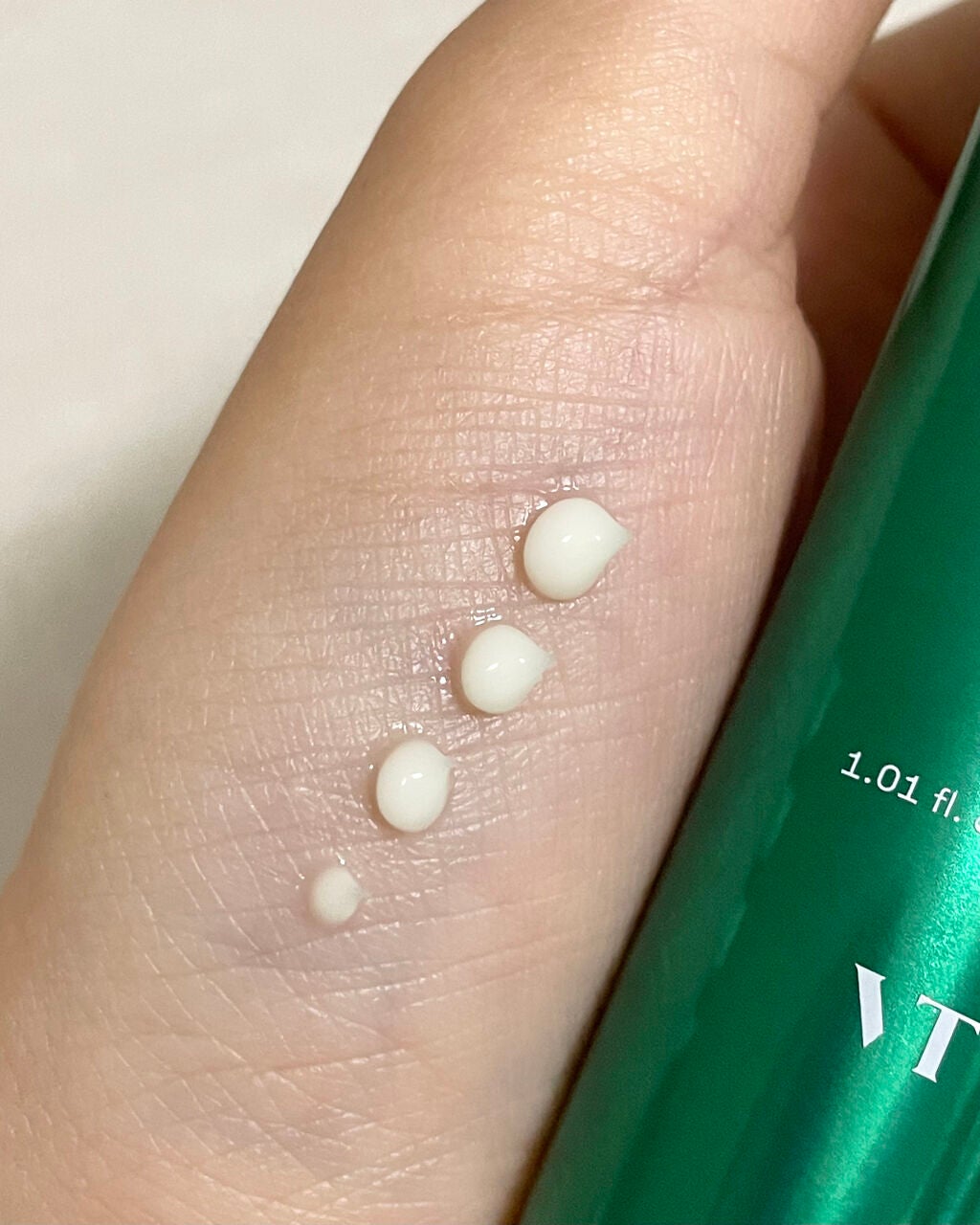 CICA マイルドアイクリーム/VT/アイケア・アイクリームを使ったクチコミ(3枚目)