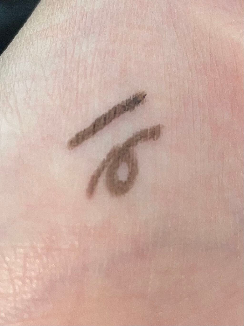 「密着アイライナー」クリームペンシル/デジャヴュ/ペンシルアイライナーを使ったクチコミ(3枚目)