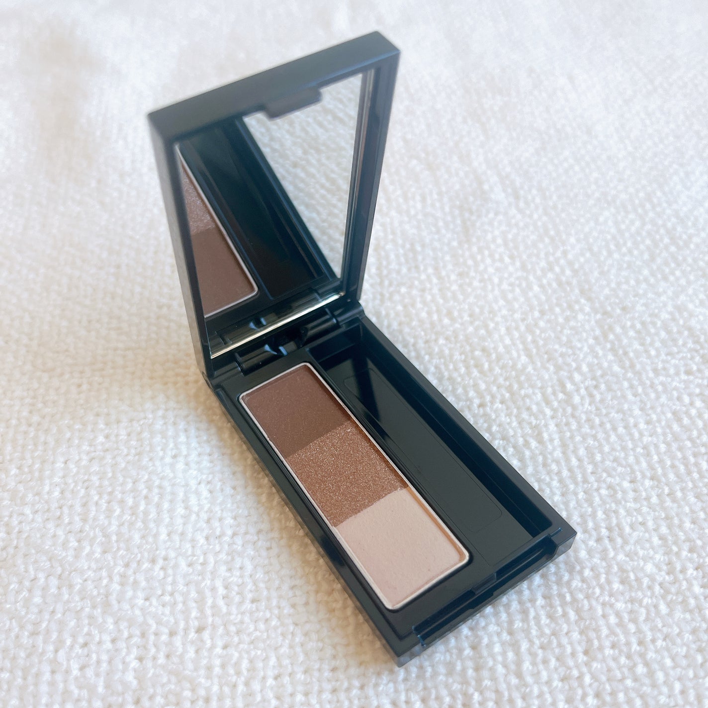 ケイト デザイニングアイブロウ3D/KATE/パウダーアイブロウを使ったクチコミ(1枚目)