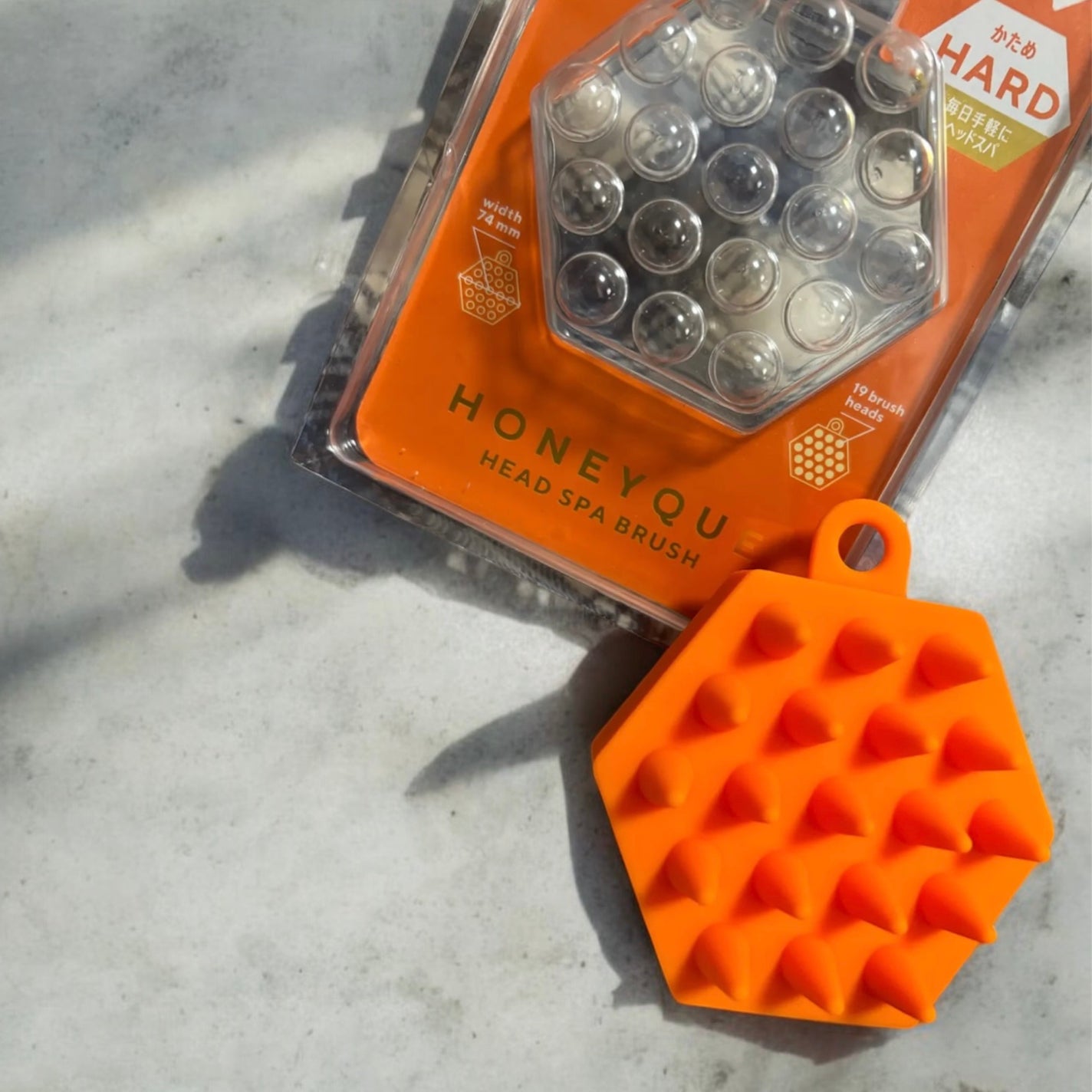 ヘッドスパブラシ ハード/ハニーク/スカルプブラシを使ったクチコミ(1枚目)