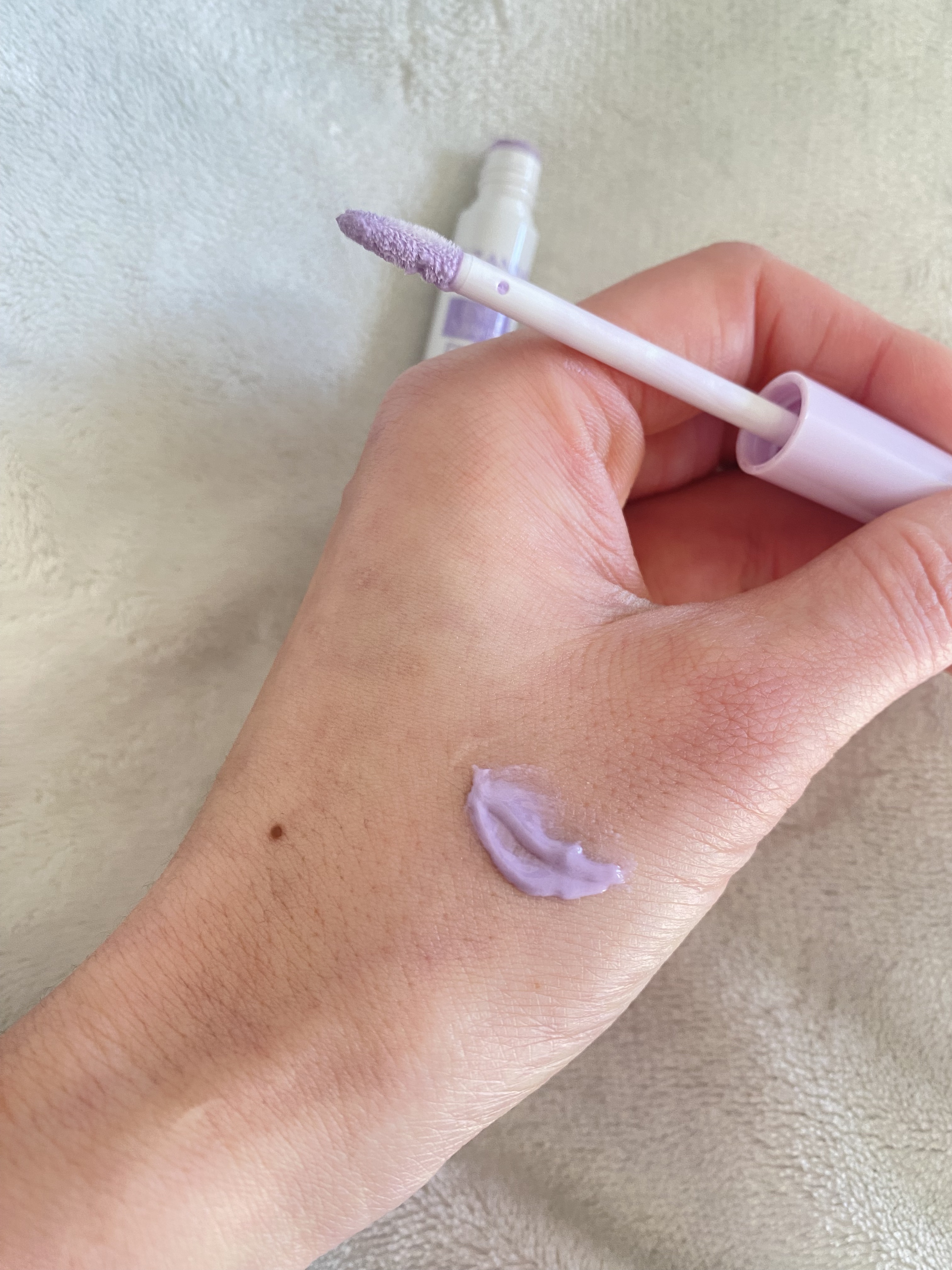 アイメイクベース/CEZANNE/アイシャドウベースを使ったクチコミ（2枚目）