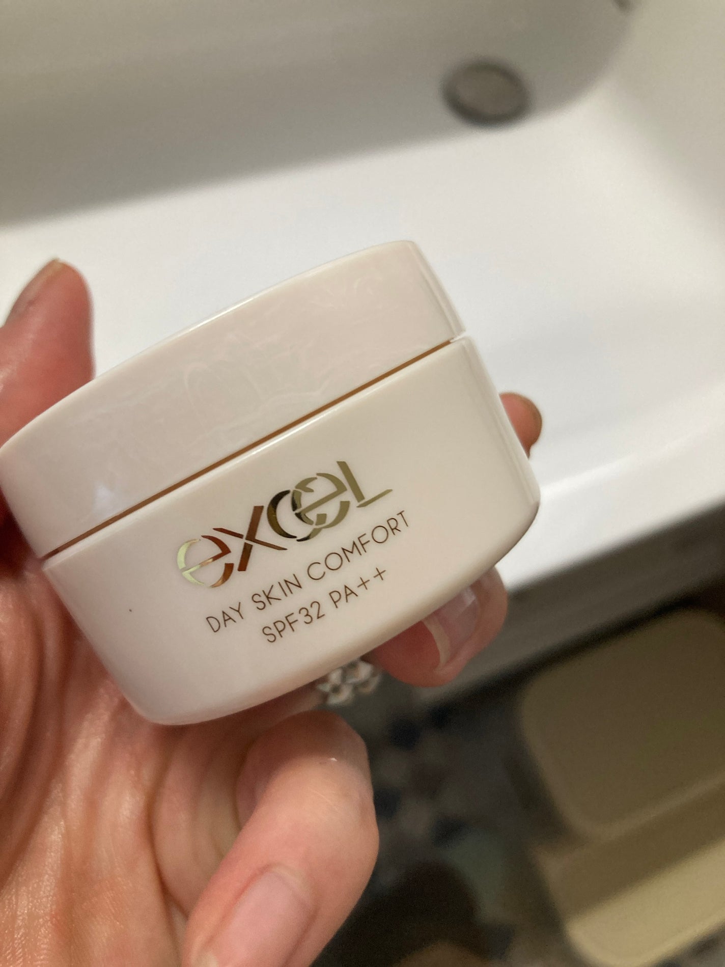 デイスキンコンフォート/excel/フェイスクリームを使ったクチコミ(1枚目)