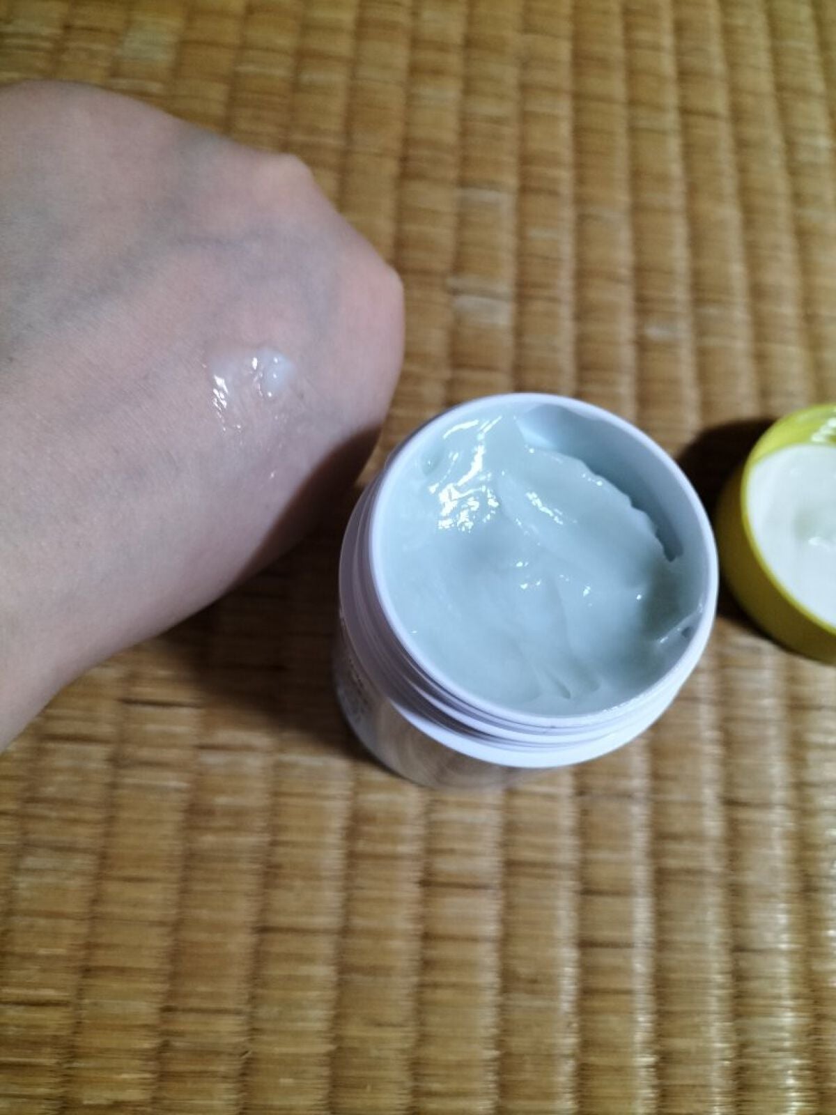 マニュアン/カシー ボザール マニュアン/ハンドクリームを使ったクチコミ(4枚目)